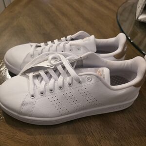 adidas Women's White Low-Top Sneakers with Gold Heel Tab